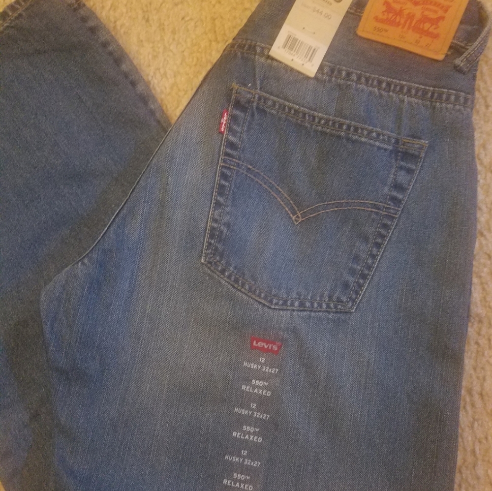 Levi Relax Jean's - Picture 2 of 3